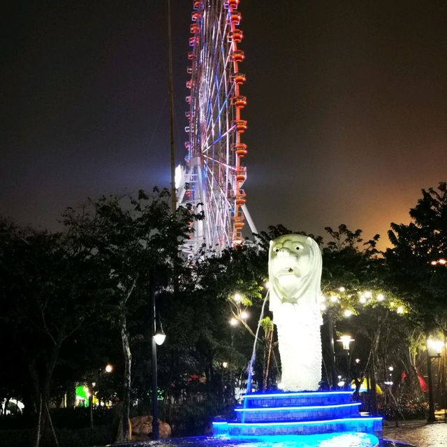 Pretty pagoda, lotus, lion dances here 