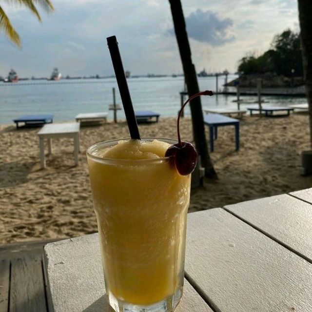 Coastes - restaurant on the beach