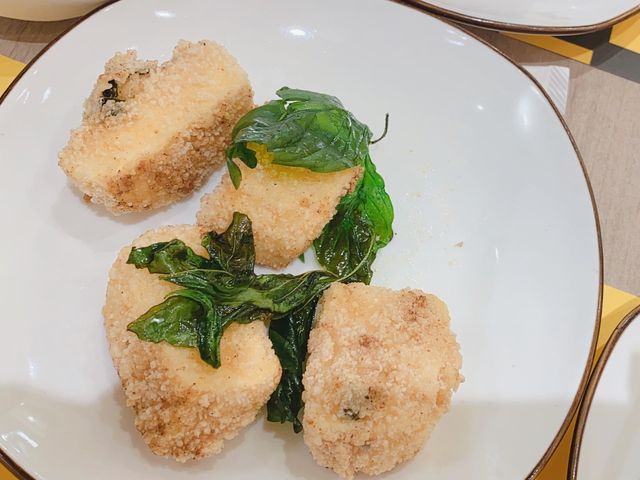 一碗肉燥🍚係想念台灣的味道✈️