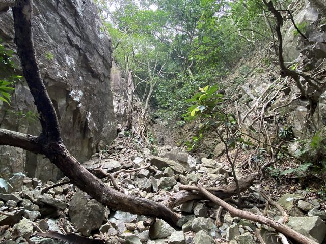 極限挑戰行山路線—虎吼石河