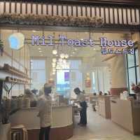 Mil Toast House ขนมปังนึ่งสังขยาสไตล์เกาหลี