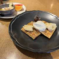 【神奈川】おしゃホテルのカフェ「SMOKE DOOR」