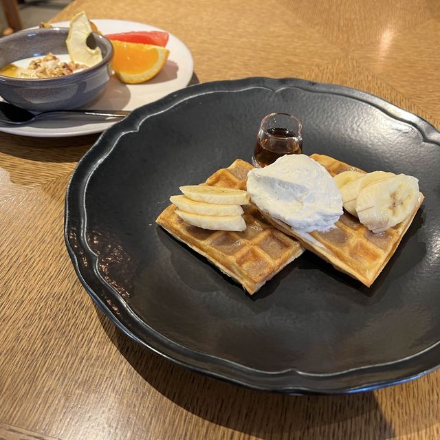 【神奈川】おしゃホテルのカフェ「SMOKE DOOR」