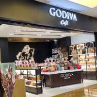 Godiva Cafe Christmas 🎄 Collection 