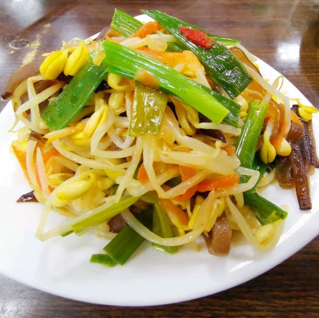 高雄左營美食「劉家酸菜白肉鍋」～眷村經典美食好推薦