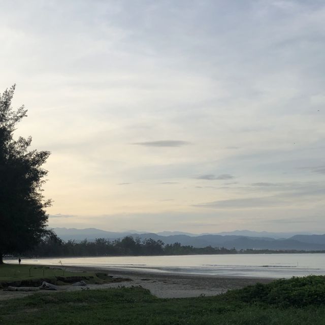 Morning Walk Tanjung Aru Kota Kinabalu 