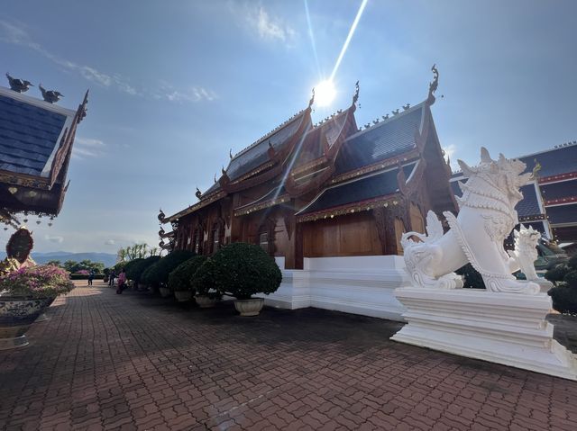 วัดที่สวยงาม วัดเด่นหลีสีเมืองแกน