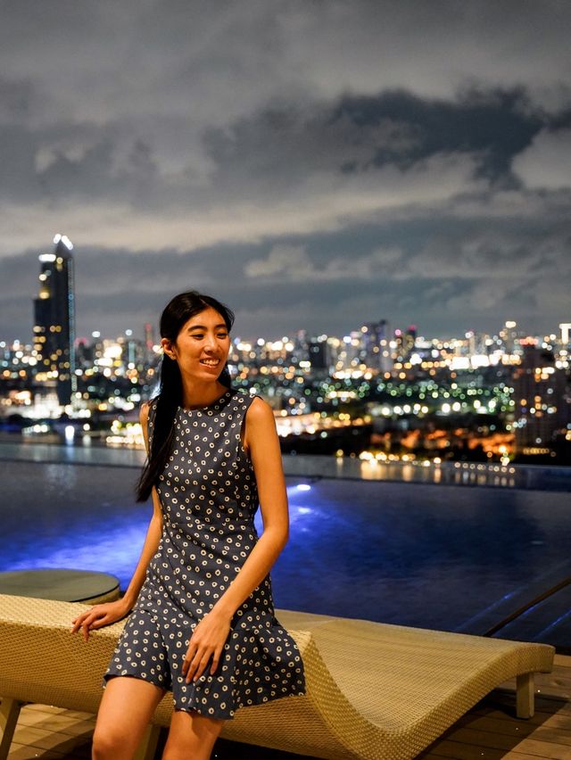 กินลมชมวิวบนดาดฟ้าโรงแรม Avani+ Riverside Bangkok 