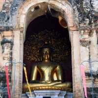 วัดเจดีย์หลวงวรวิหาร วัดเก่าแก่คู่เมืองล้านนา