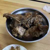 ［台北/士林］ 士林十全排骨🐷｜冬天的好朋友👉🏻藥燉排骨，喝完身體都暖了呢☺️ 