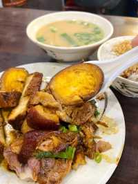 ［台北/大同］ 老牌張豬腳飯🐖｜台北大同區美食 發油光的豬腳 怎麼可以那麼Q那麼好吃🥰 