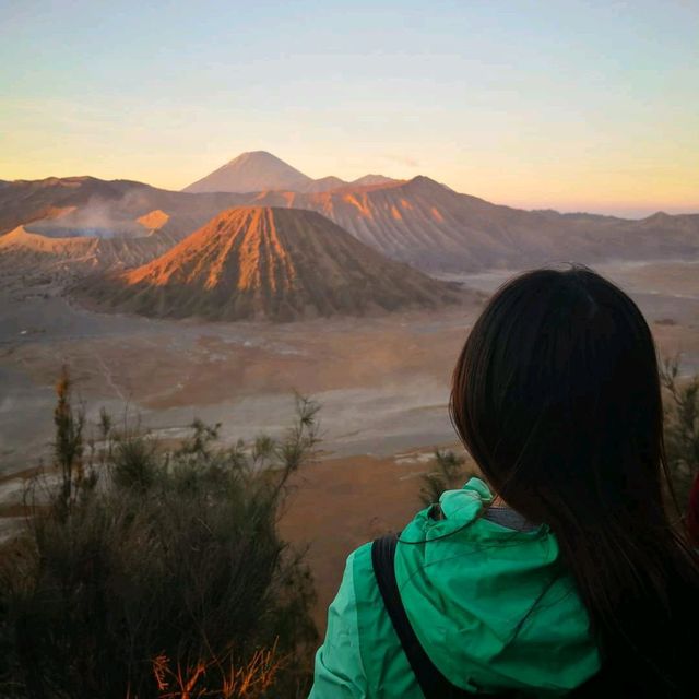 whispering sand @Bromo volcano  2022