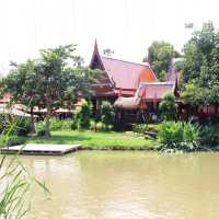 ตลาดน้ำอโยธยา