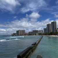 Waikiki’s Walls 