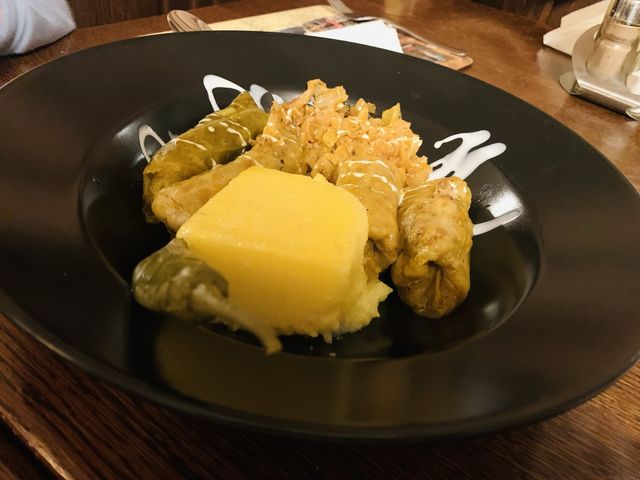 Bucharest Romania - Nicoreşti, Restaurant