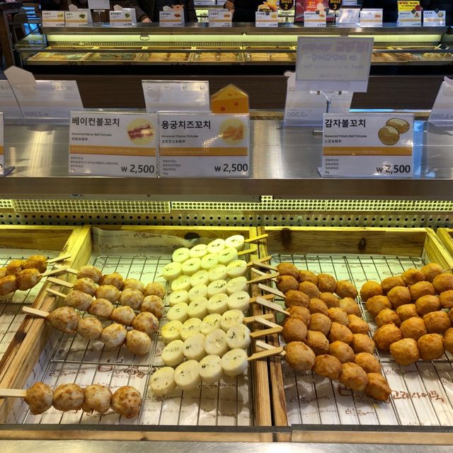 讓人回味😋釜山特產美食🐟古來思魚糕🐟