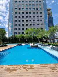 Swimming Pool @ Doubletree Hilton JB
