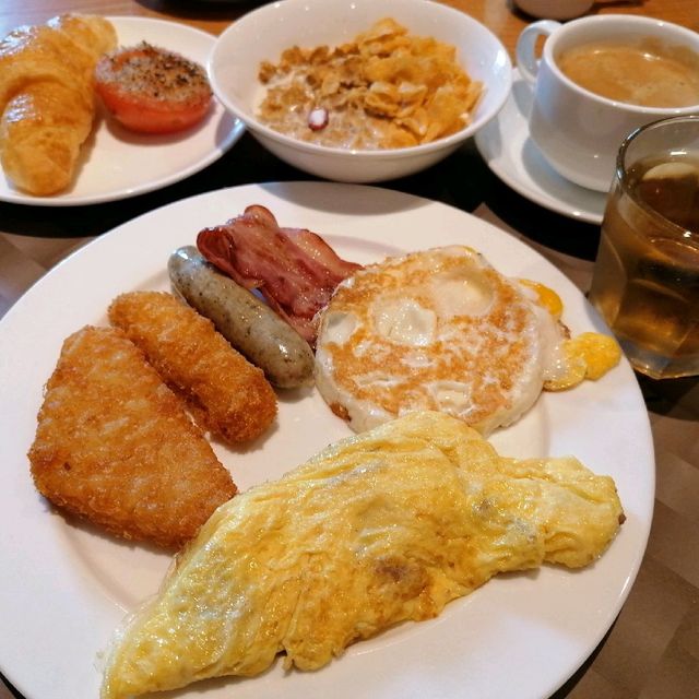 超抵$583住套房包早餐有泳池健身室