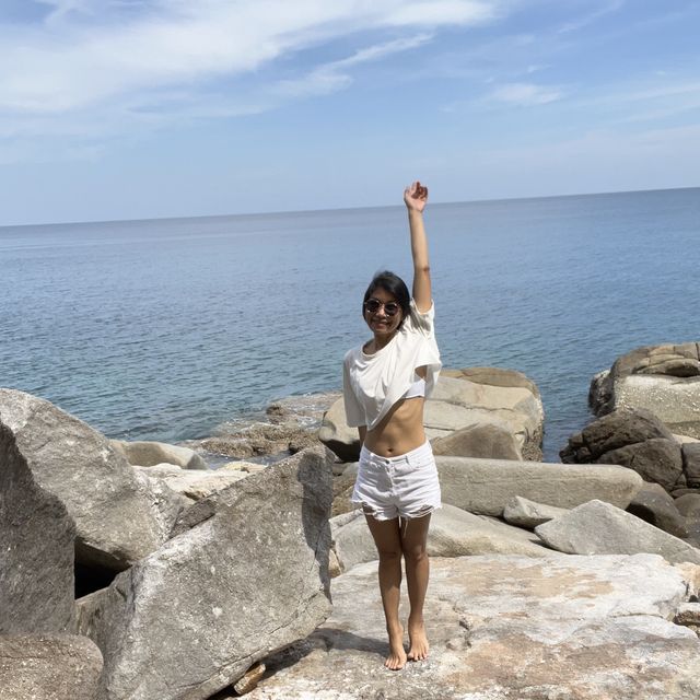 เที่ยวหาดกมลา ภูเก็ต ต้องแวะ เขาพับผ้า !!!!