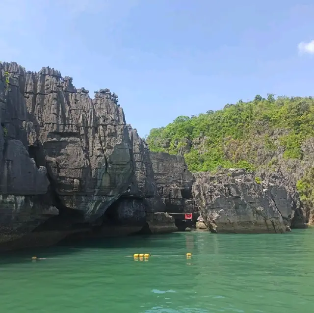 ปราสาทหินพันยอด สตูล