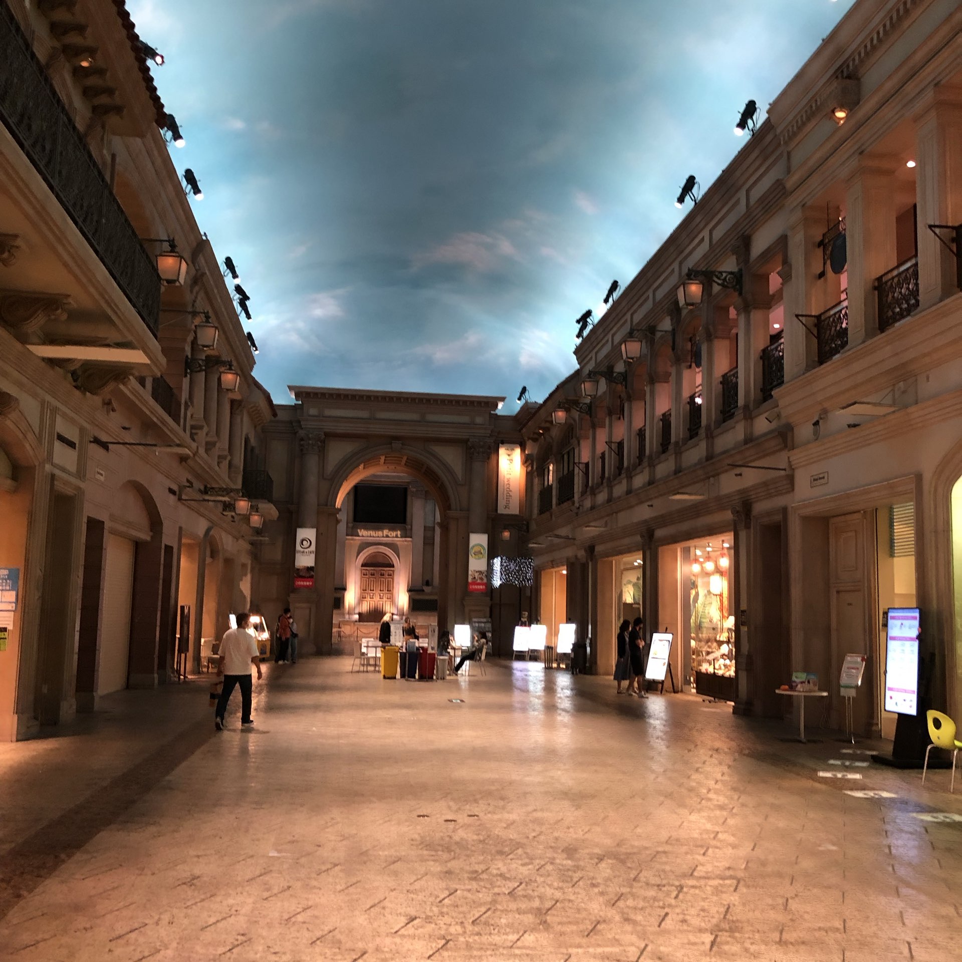 ヴィーナスフォート バブルはgone Trip Com 東京の旅のブログ