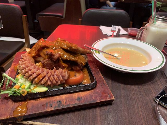 一個人悶悶地～去咗青衣城～平均300《玩轉～兵團》～哈哈哈