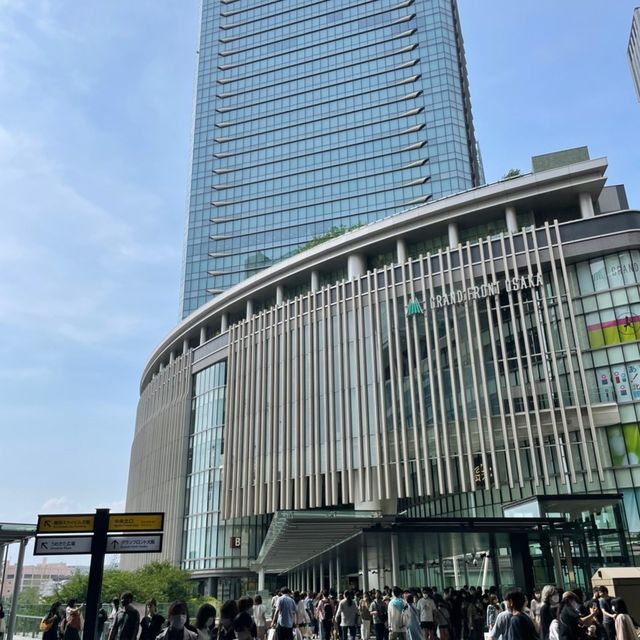 大阪　アトリウム広場