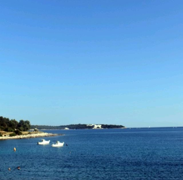 크로아티아 풀라 외곽 캠핑장근처 해수욕장🏖