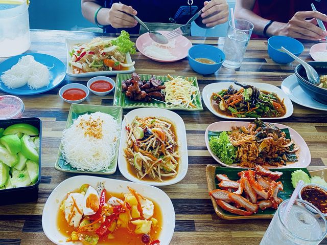 ตำถุงทอง ร้านอาหารอีสาน-กาแฟสด | ตราด