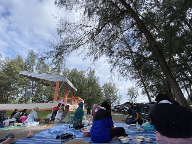 ปิคนิคเล็กๆ ณ หาดวาสุกรี