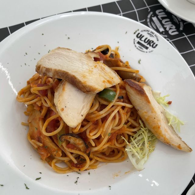 有故事的黑白主題餐廳