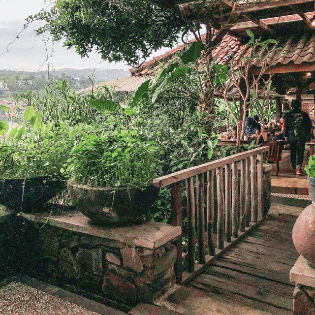 Warung Taru