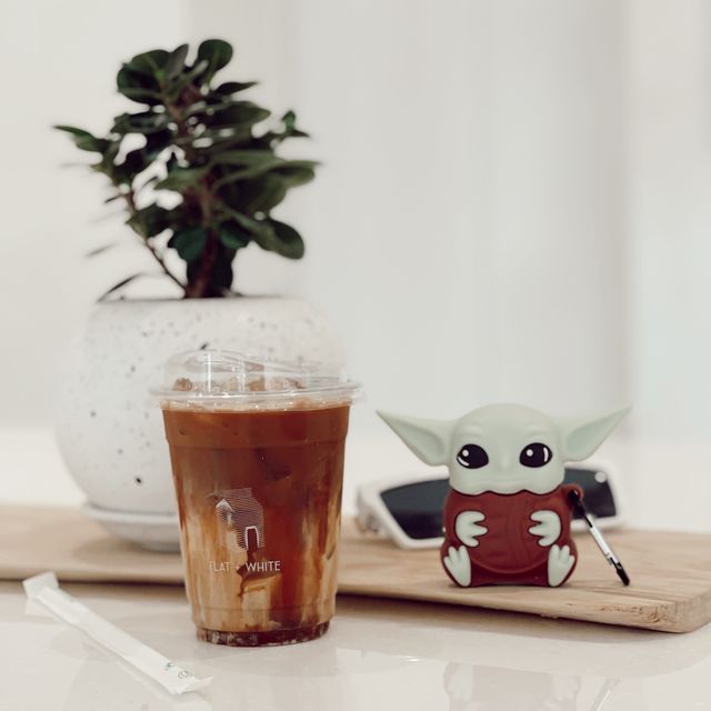  รีวิวร้าน :  Flat+White cafe  ☕️ 😍🤳🍃 #คาเฟ่ทอง