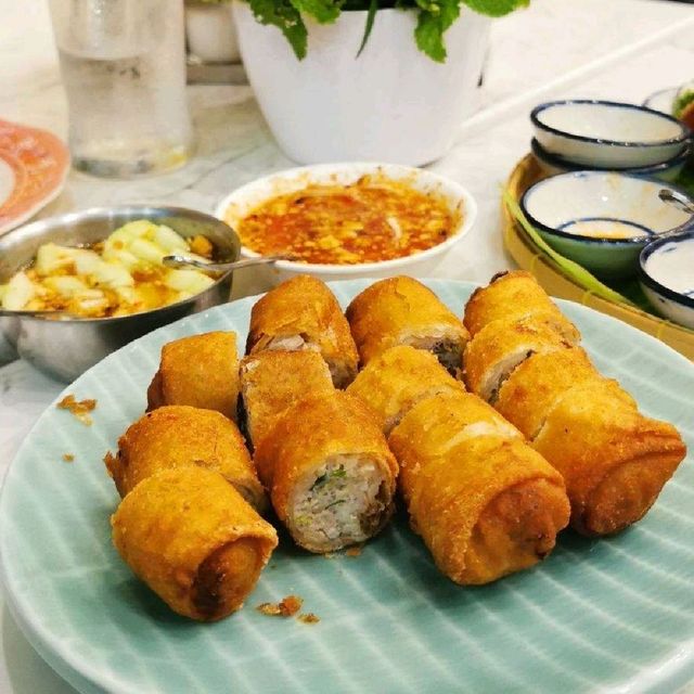Bann Dang (บ้านดั่ง)