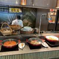 Breakfast หลากหลายที่เลอเมอริเดียนเขาหลัก