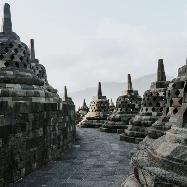Candi Borobudur (Borobudur Temple)
