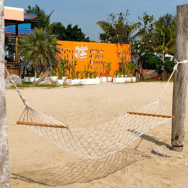 Medsai coffee Cha-am Beach