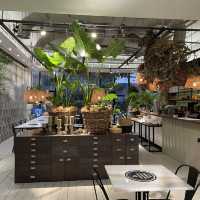 M Roof - Neo Modernist & Minimalistic look