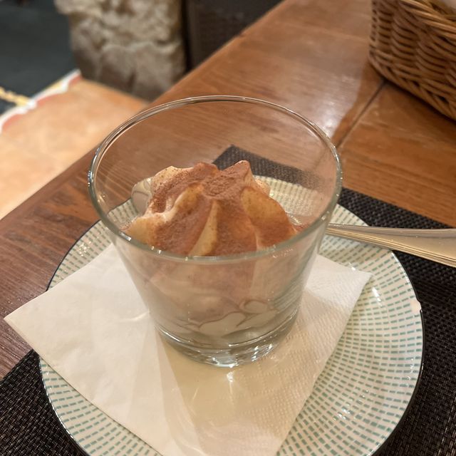 【🦁 西班牙菜小餐館】有格調裝修💕