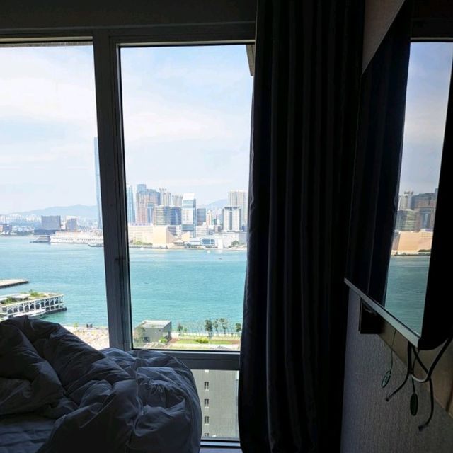 Wan Chai Gloucester Hotel with nice sea view