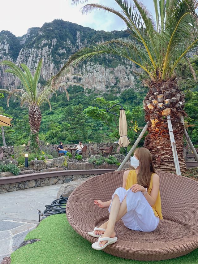 제주 산방산 뷰 카페 “원앤온리”🍹