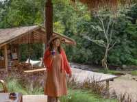 ‘หลงเขา’ คาเฟ่ริมธารน้ำท่ามกลางหุบเขา 