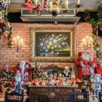 Hippo Cafe & Restaurant 