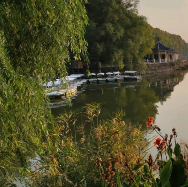 Day and night beauty of Gantang Lake!!!