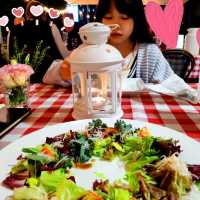 The Flames Steakhouse in Seaworld Shekou 