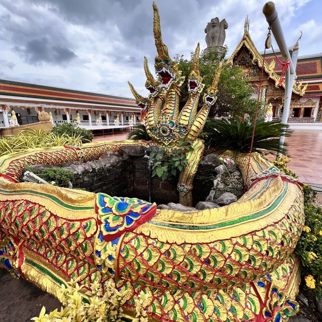 วัดพระธาตุเชิงชุมวรวิหาร