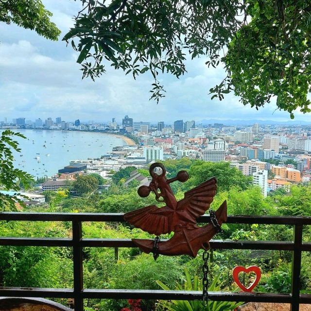 ร้านกาแฟวิวสวย ชมวิวอ่าวพัทยา