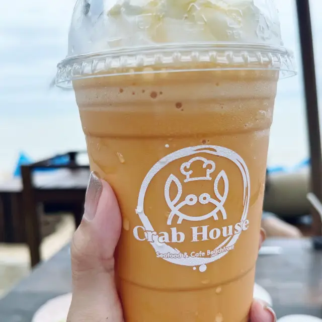 Cafe & Restaurant beachfront ใกล้สนามบินอู่ตะเภา