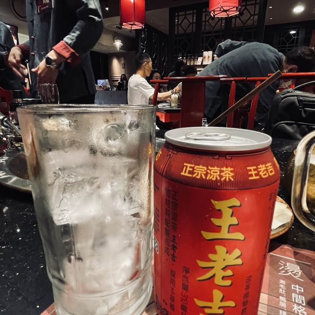 臺中探店 麻辣45台中中港店（乾杯集團鍋物品牌｜重慶麻辣鍋｜日本和牛）