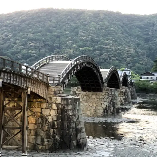 渡ってみたかった木造のアーチ橋、錦帯橋